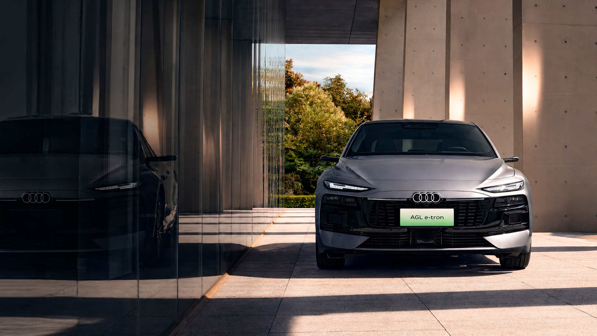 Электрический автомобиль Audi A6L e-tron